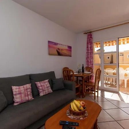 Appartamento Benimar 13 - Two Bed Overlooking The Pool *
