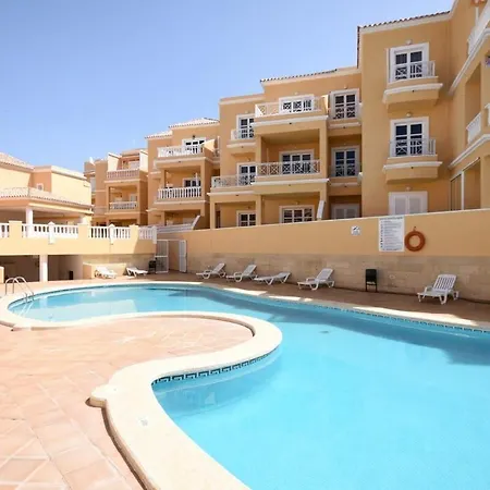Benimar 13 - Two Bed Overlooking The Pool Apartament *