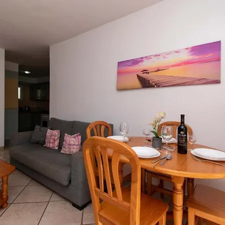 Benimar 13 - Two Bed Overlooking The Pool Апартаменты