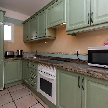 Benimar 13 - Two Bed Overlooking The Pool Апартаменты Адехе