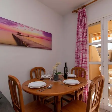 شقة Benimar 13 - Two Bed Overlooking The Pool *