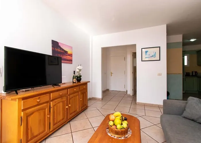 Benimar 13 - Two Bed Overlooking The Pool Appartement *